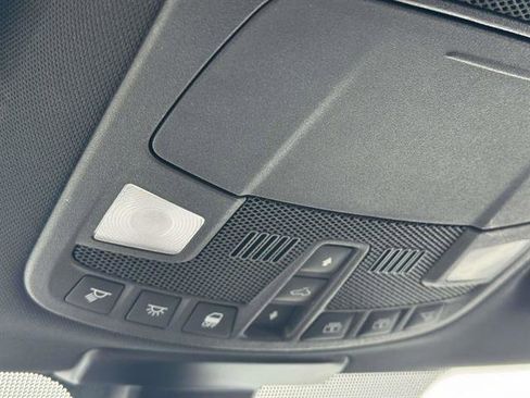 Used 2015 Ford F150 XLT w/ Equipment Group 302A Luxury image 20