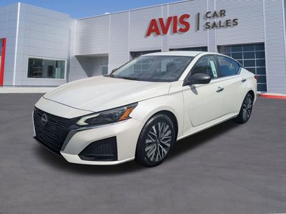 Used 2024 Nissan Altima 2.5 SV