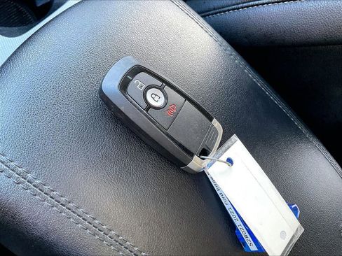 Used 2021 Ford Edge SEL w/ Cargo Accessory Package image 28