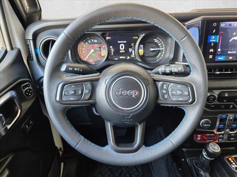 Used 2024 Jeep Wrangler Unlimited Rubicon 4xe AWD/4WD image 12