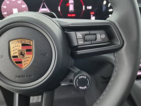 New 2026 Porsche Cayenne Electric AWD/4WD image 21