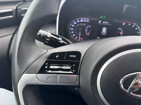 Certified 2023 Hyundai Tucson SE image 24