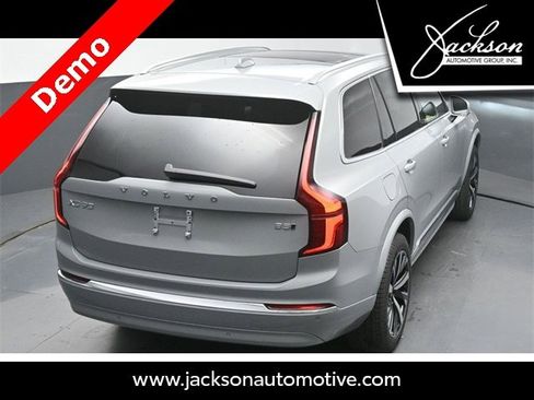 New 2025 Volvo XC90 B5 Core w/ Protection Package image 44