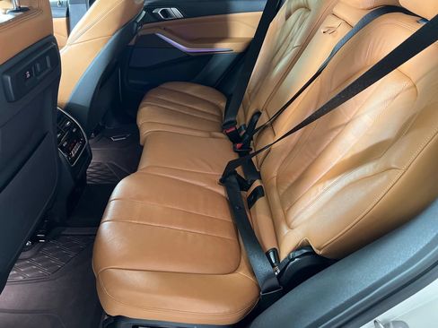 Used 2021 BMW X5 xDrive40i w/ Executive Package AWD/4WD image 7