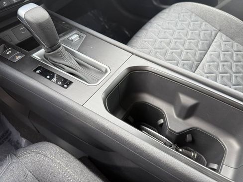 New 2026 Nissan Kicks SV image 22