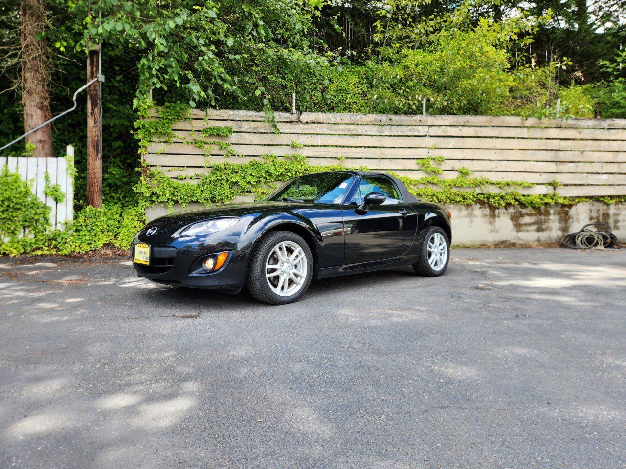 Used 2012 MAZDA MX-5 Miata Sport RWD image 13