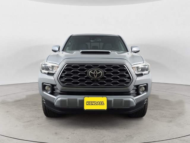 Used 2020 Toyota Tacoma TRD Sport w/ Advanced Technology Package AWD/4WD image 2