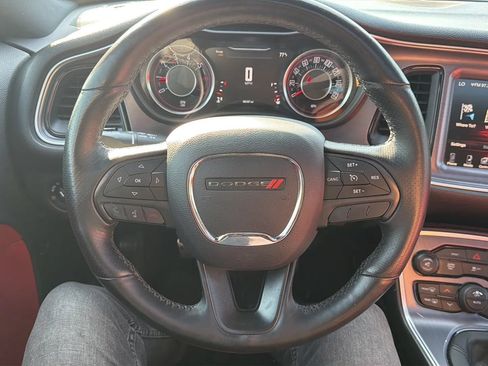 Used 2016 Dodge Challenger R/T Plus RWD image 10