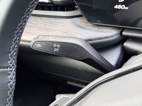 Used 2025 Audi Q5 Premium Plus w/ Premium Plus image 14