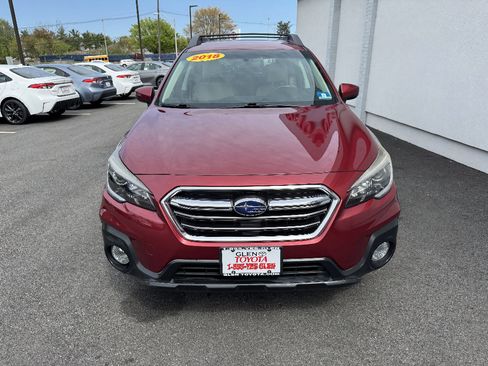 Used 2018 Subaru Outback 2.5i Premium AWD/4WD image 3