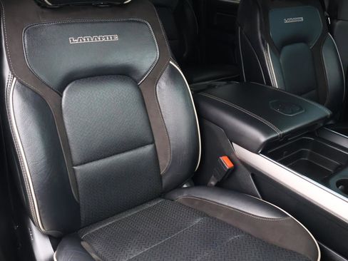 Used 2024 RAM 1500 Laramie image 18