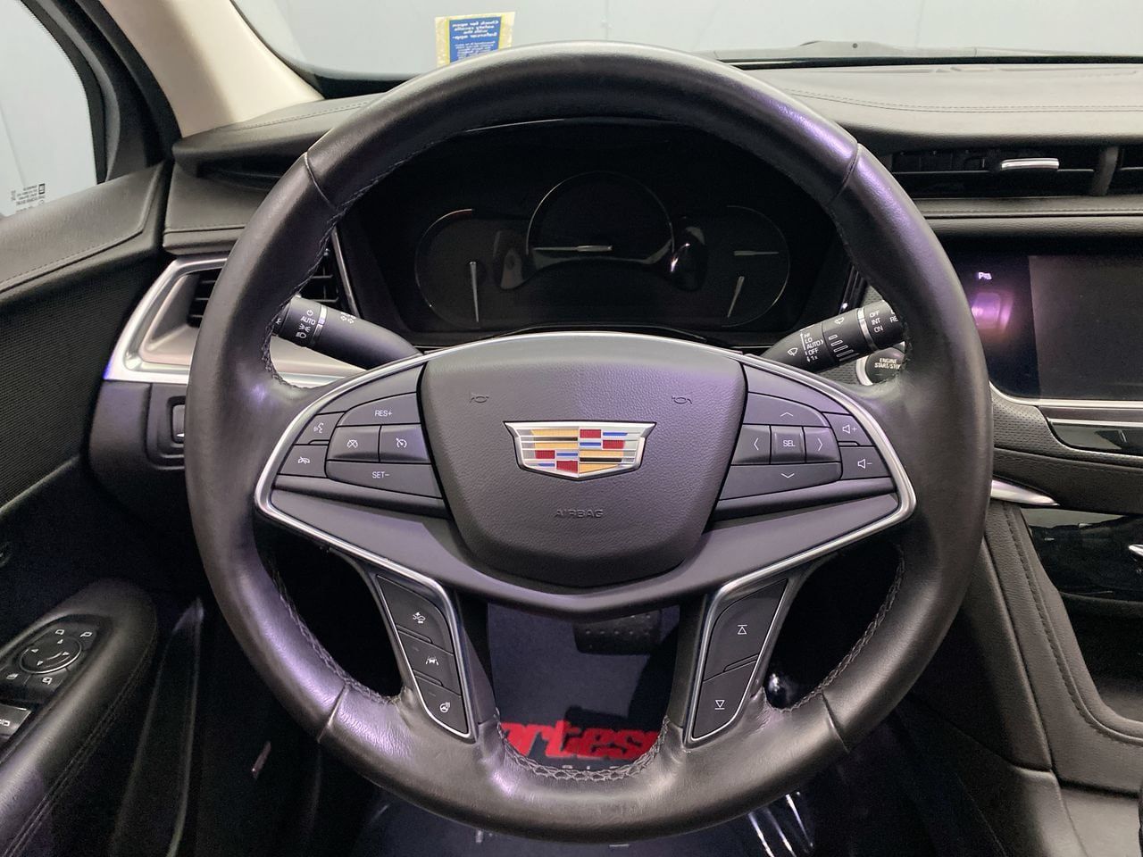 Used 2019 Cadillac XT5 Premium Luxury AWD/4WD image 16