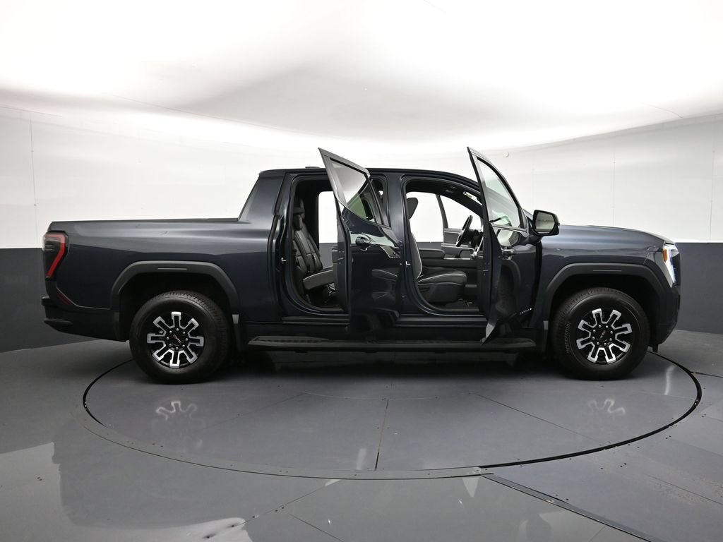 Certified 2026 GMC Sierra EV Elevation AWD/4WD image 32