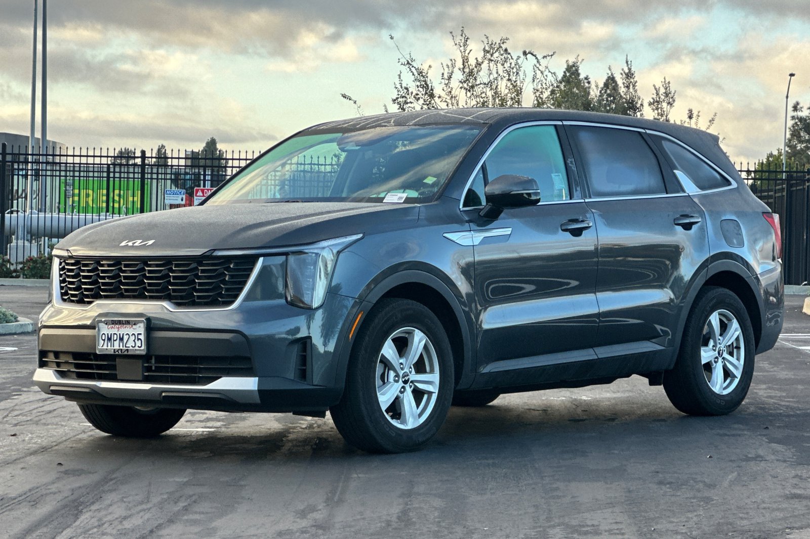 Used 2024 Kia Sorento LX FWD image 8
