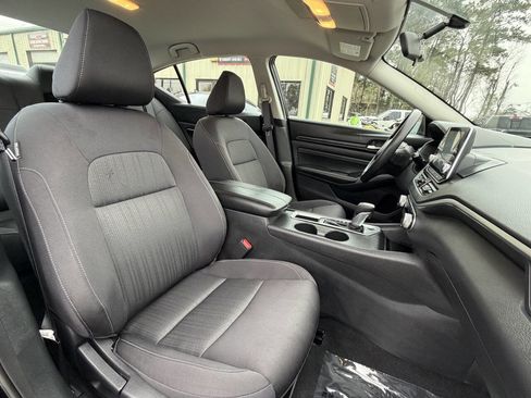 Used 2020 Nissan Altima 2.5 S image 6