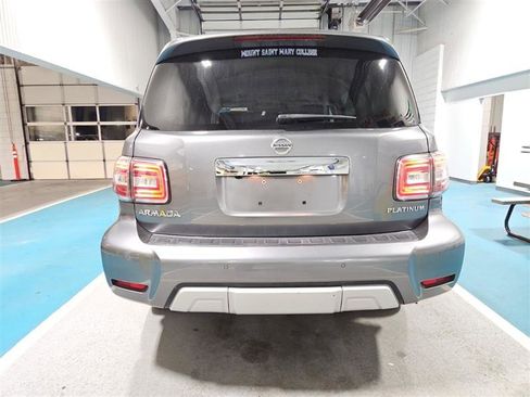 Used 2017 Nissan Armada Platinum image 5