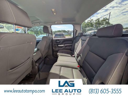 Used 2018 Chevrolet Silverado 1500 LT w/ LT Eassist Package AWD/4WD image 13