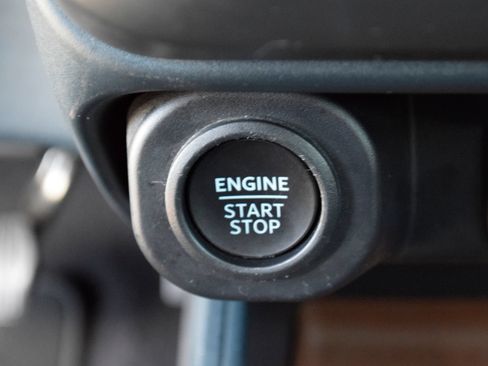 Used 2022 Ford Maverick Lariat w/ Lariat Luxury Package FWD image 12