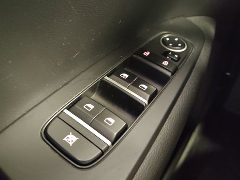 Used 2023 Kia Forte LXS FWD image 27