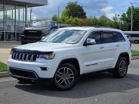 Used 2020 Jeep Grand Cherokee Limited RWD image 2