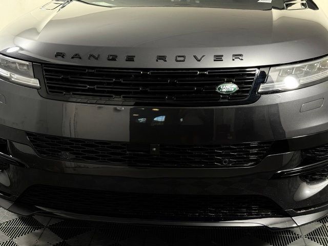 New 2027 Land Rover Range Rover Sport Dynamic SE AWD/4WD image 12