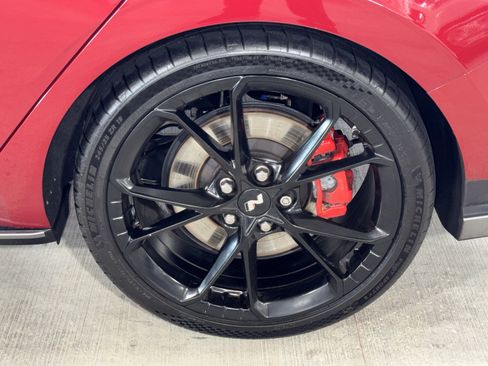 Used 2025 Hyundai Elantra N image 22