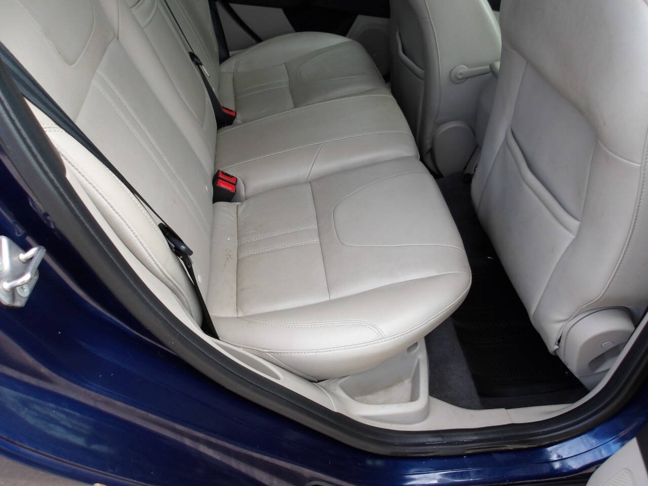 Used 2012 Ford Focus SEL FWD image 24