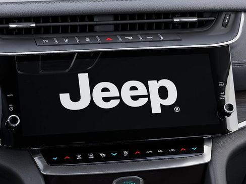 New 2026 Jeep Grand Cherokee Altitude AWD/4WD image 18