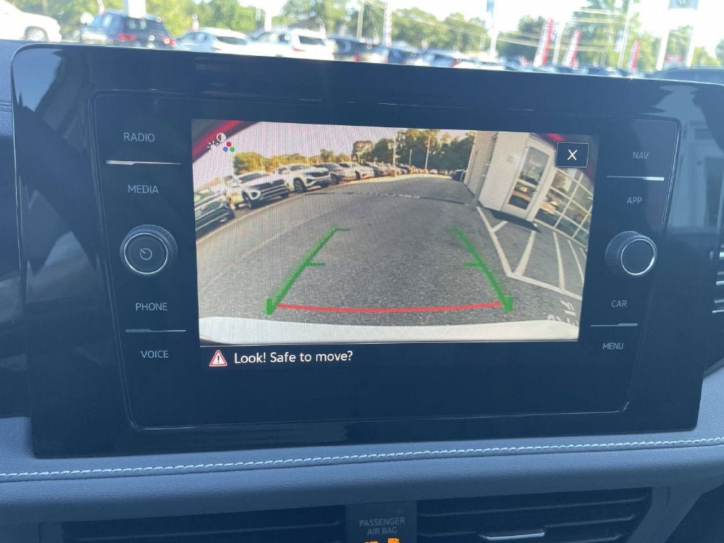 New 2027 Volkswagen Jetta SEL FWD image 28