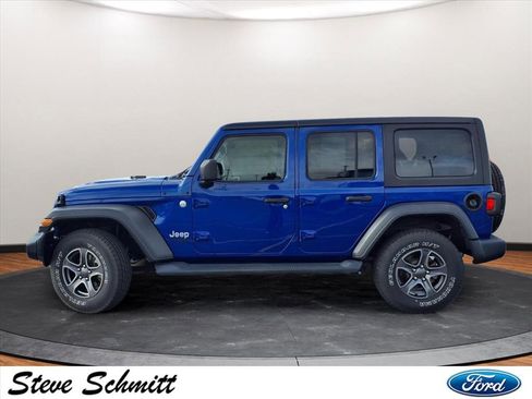 Used 2018 Jeep Wrangler Unlimited Sport S image 2