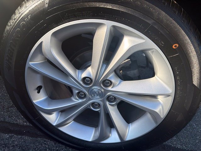 Used 2023 Buick Encore GX Preferred w/ Cold Weather Comfort Package FWD image 11