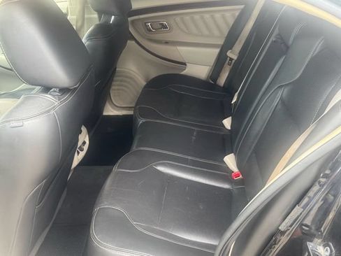 Used 2010 Ford Taurus Limited FWD image 6