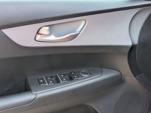 Used 2024 Kia Forte LXS image 12