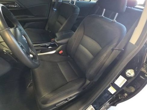 Used 2015 Honda Accord Sport image 12