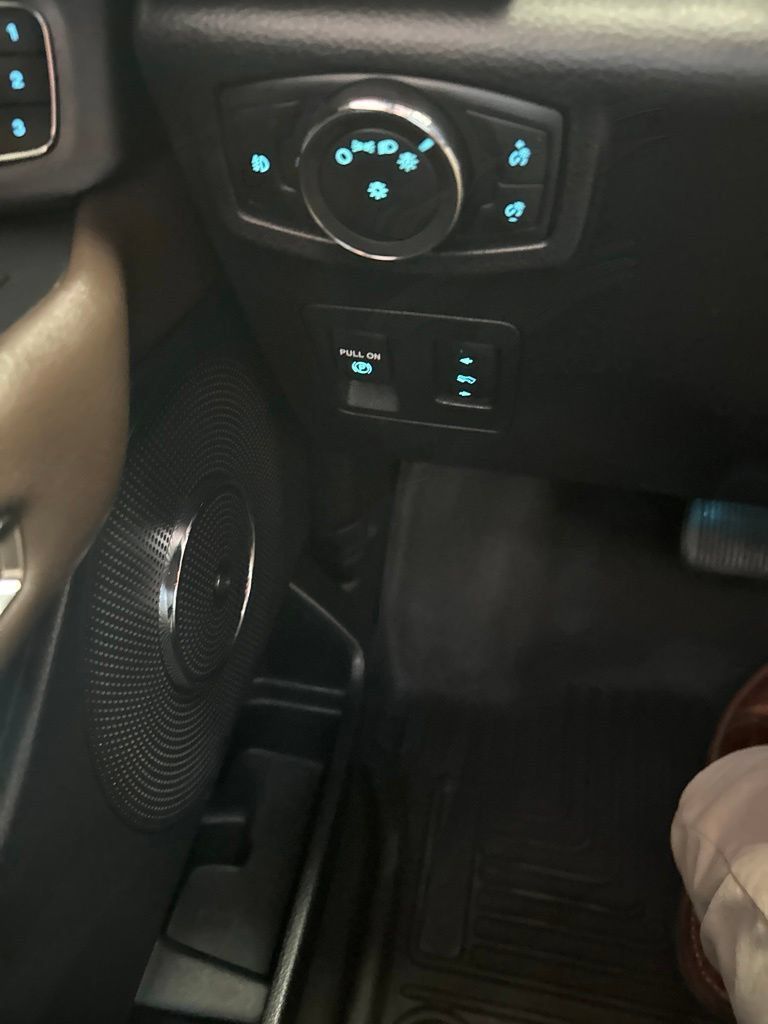 Used 2020 Ford Expedition King Ranch AWD/4WD image 17