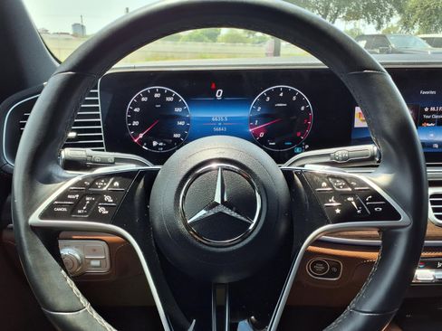 Used 2024 Mercedes-Benz GLE 350 4MATIC image 25