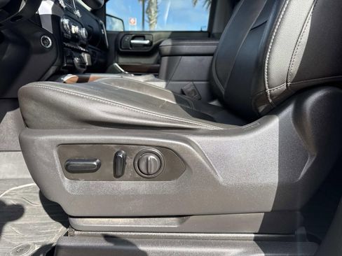 Used 2019 GMC Sierra 1500 SLT w/ SLT Premium Plus Package image 15