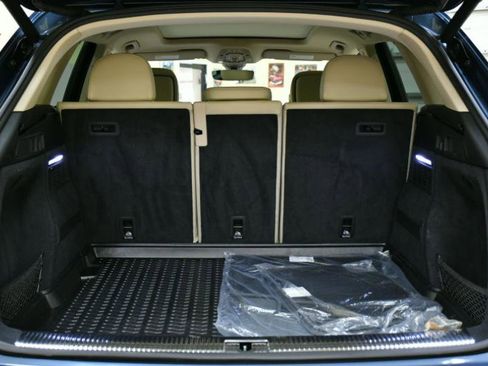 Used 2018 Audi Q5 Prestige w/ Prestige Package image 48