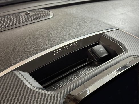 Used 2019 RAM 2500 Tradesman w/ Chrome Appearance Group image 59