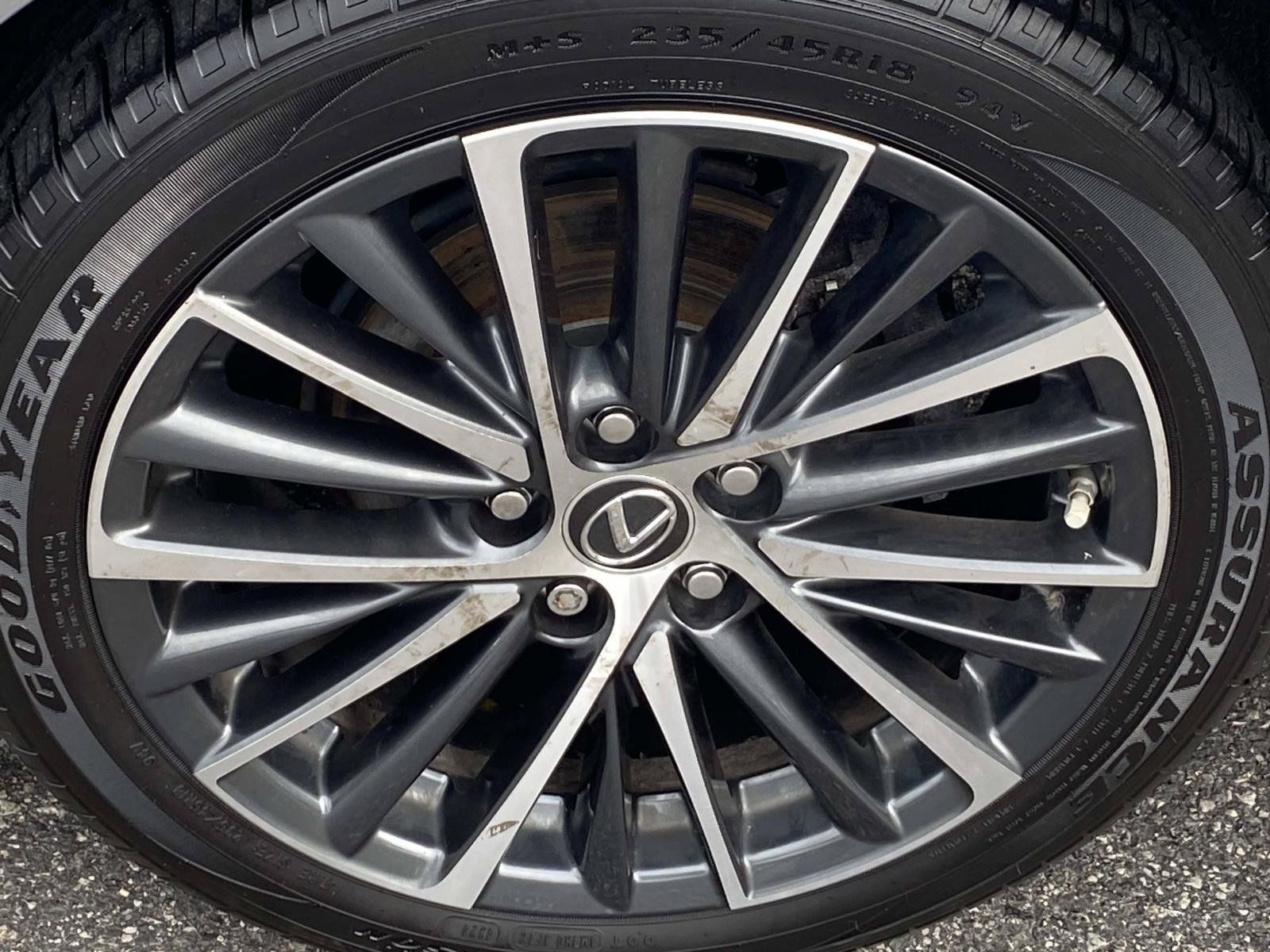 Used 2023 Lexus ES 350 w/ Premium Package FWD image 28