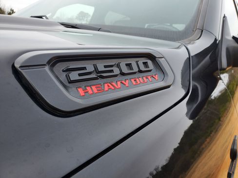 Used 2019 RAM 2500 Laramie image 2