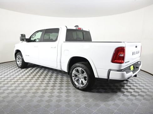 Used 2026 RAM 1500 Big Horn AWD/4WD image 4