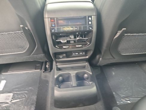 New 2026 Jeep Grand Cherokee L Limited AWD/4WD image 14