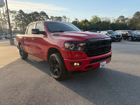 Used 2021 RAM 1500 Big Horn AWD/4WD image 3