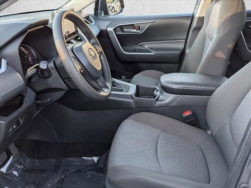 Used 2024 Toyota RAV4 XLE image 15