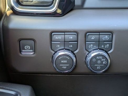 New 2026 GMC Sierra 2500 Denali w/ Technology Package AWD/4WD image 29