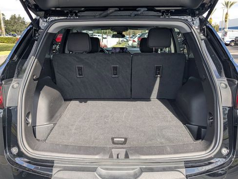 Used 2025 Chevrolet Blazer LT image 13