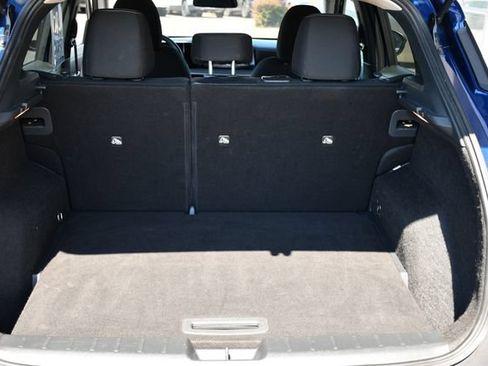 Used 2025 Nissan Kicks SV FWD image 22