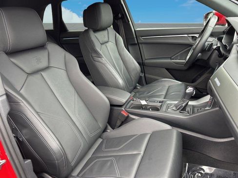 Used 2024 Audi Q3 2.0T Premium Plus image 11