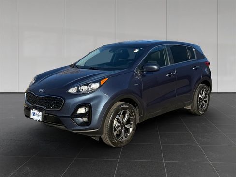 Used 2020 Kia Sportage LX image 1